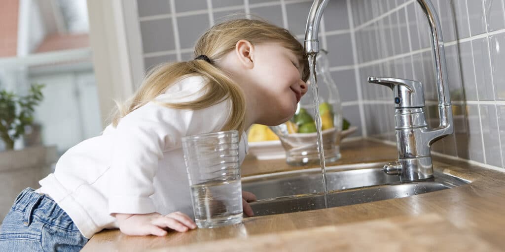 Filtres à eau Amilo sous évier