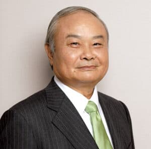 Doctor Teruo Higa, creador de la cerámica EM
